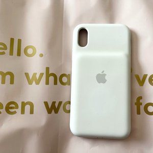 Apple Charging Case in White